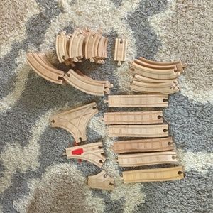 Wooden train tracks Thomas the Tank Engine traction tracks